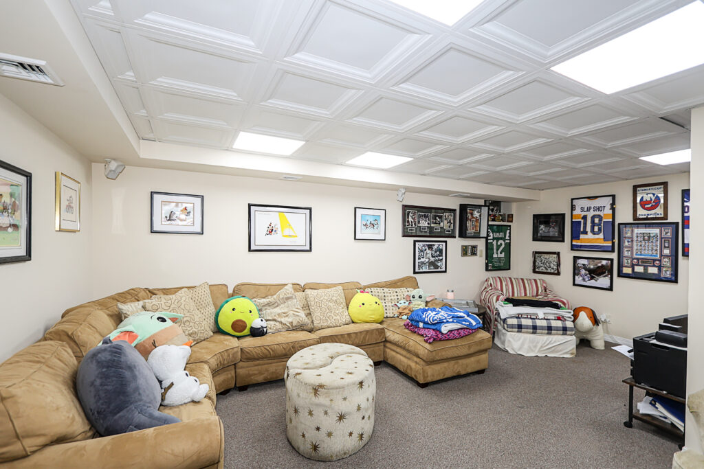 25 Centre St, Lynbrook 19 25 Centre St, Lynbrook 19